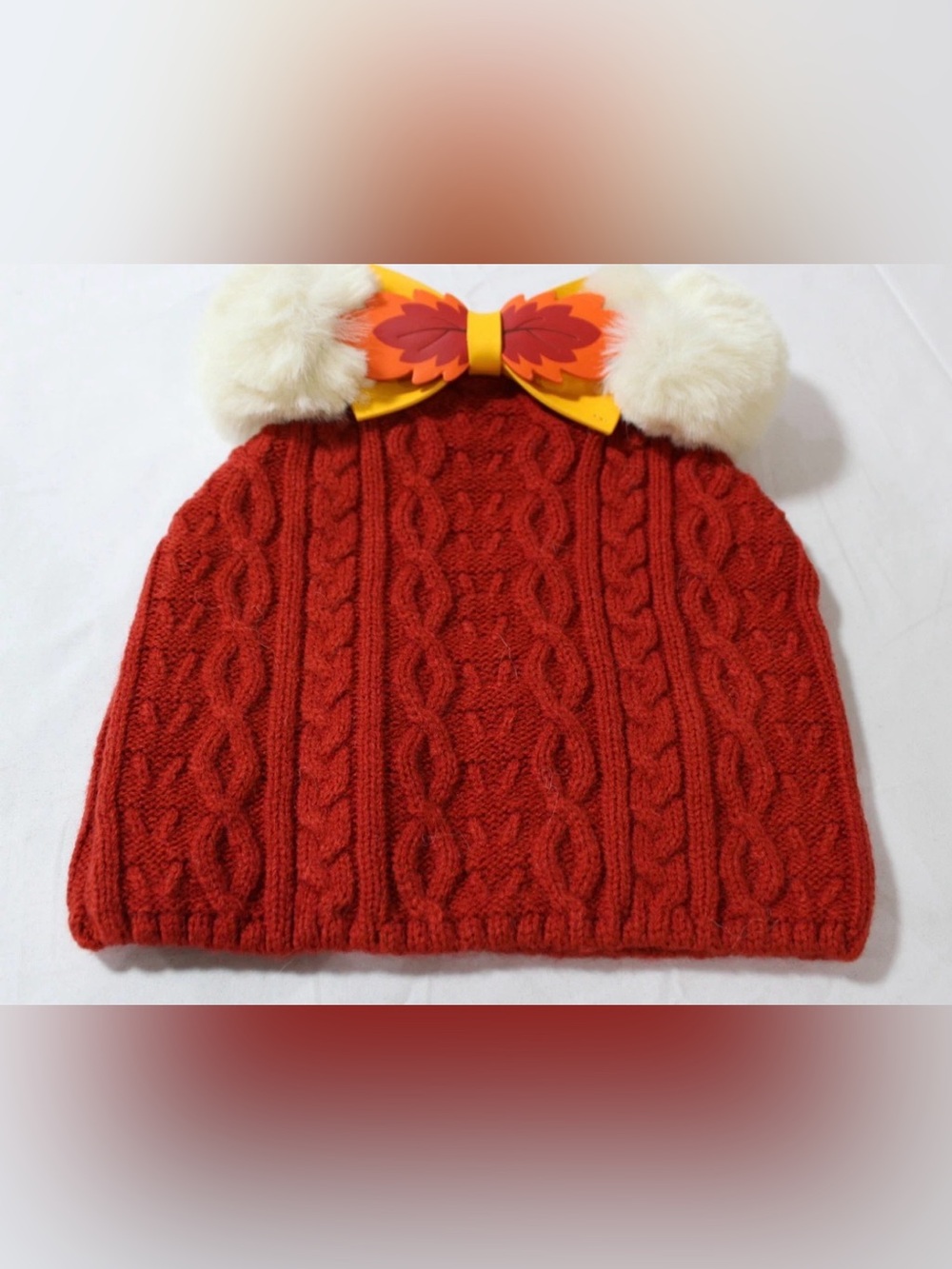 NWT Loungefly Disney autumn cableknit hat with pom-poms